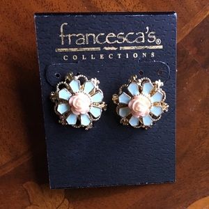 Francesca’s Floral Earring